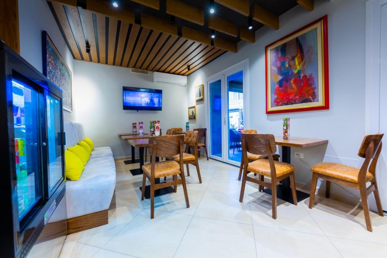Art Hotel 地拉那 外观 照片